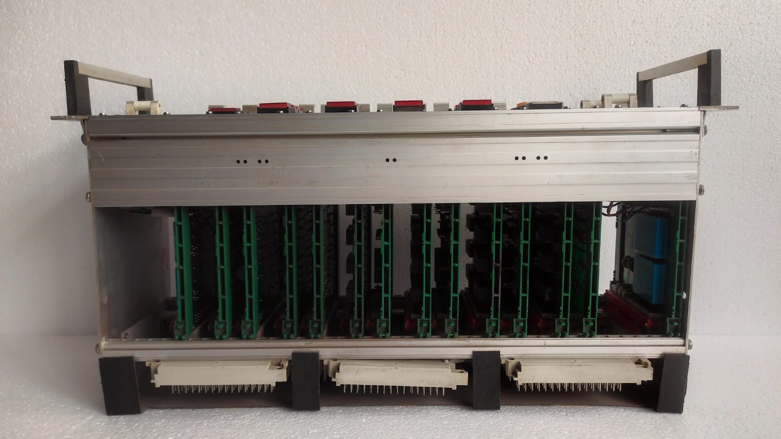 admin/uploads/uploads/MaK Caterpillar Card Rack, No Back Enclosure Cover_3.webp